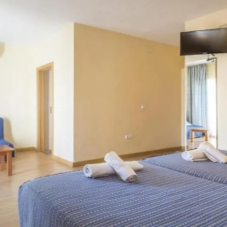 Hotel Erianob *