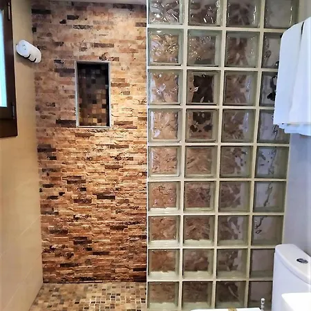 Erianob Szálloda L' Escala